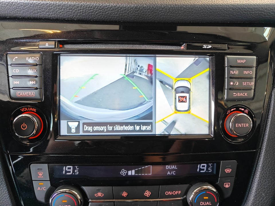 Nissan Qashqai 1,6 Dig-T 163 N-Tec 5d