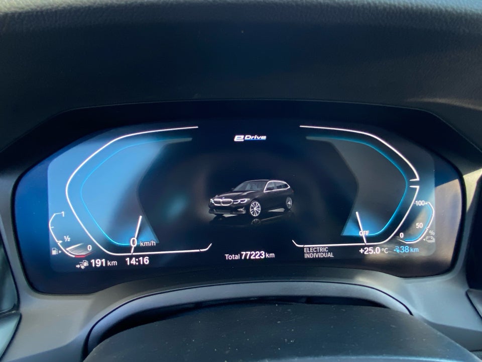BMW 330e 2,0 Touring Sport Line aut. 5d