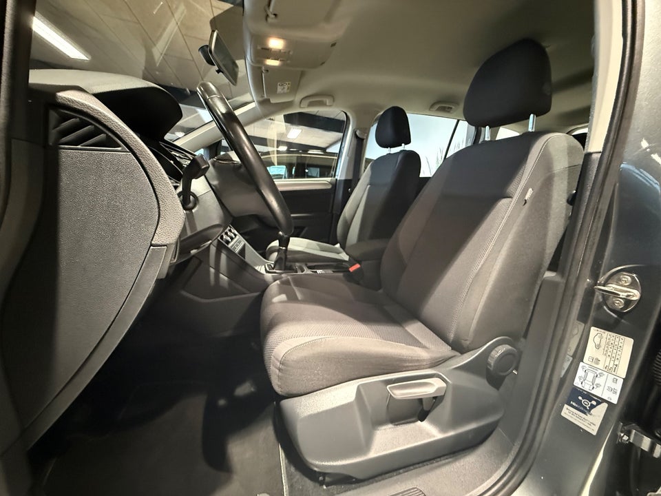 VW Touran 1,2 TSi 110 Comfortline 7prs 5d