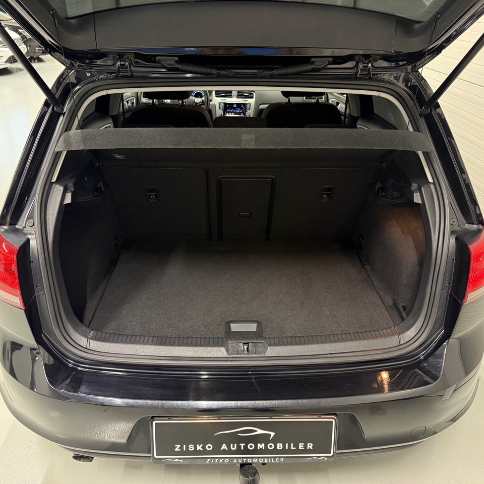 VW Golf VII 1,6 TDi 105 Comfortline BMT 5d