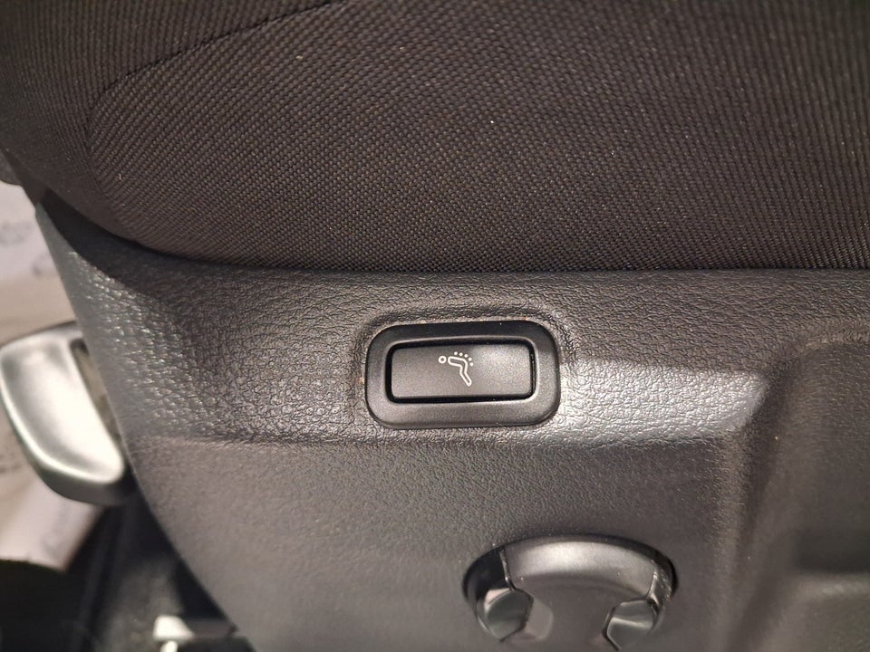 VW Touran 2,0 TDi 150 Comfortline DSG Van 5d