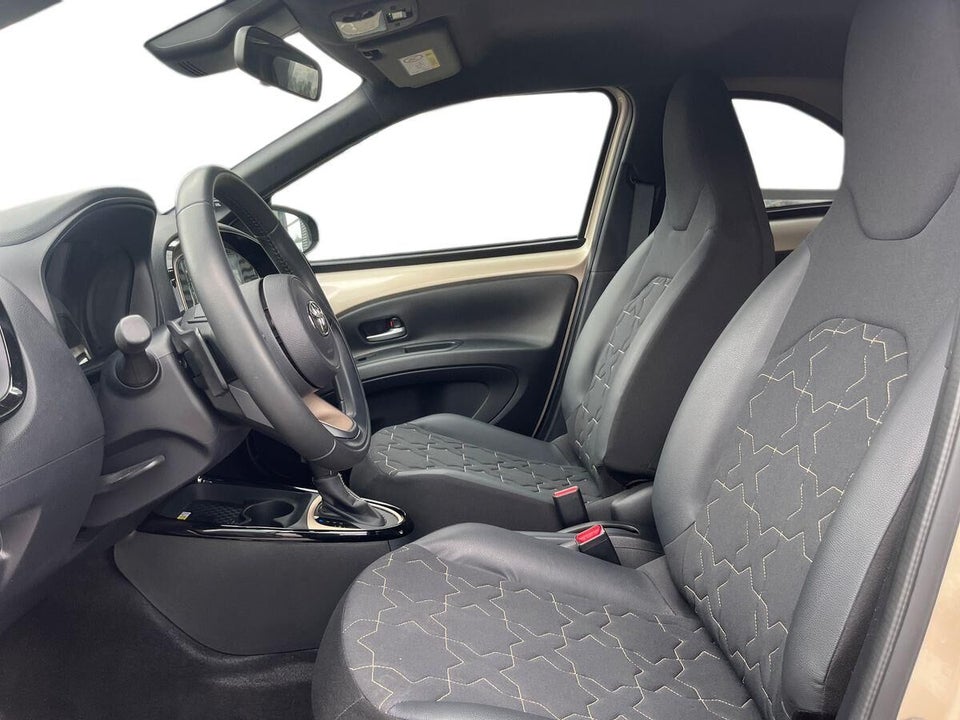 Toyota Aygo X 1,0 Envy s-CVT 5d