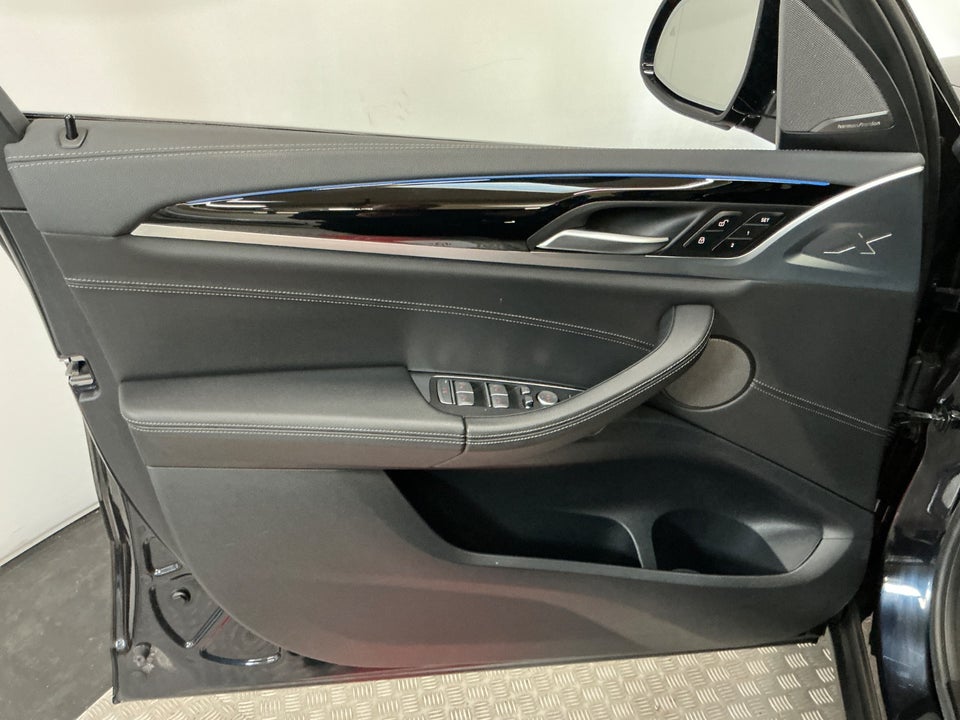 BMW iX3 Charged Plus 5d