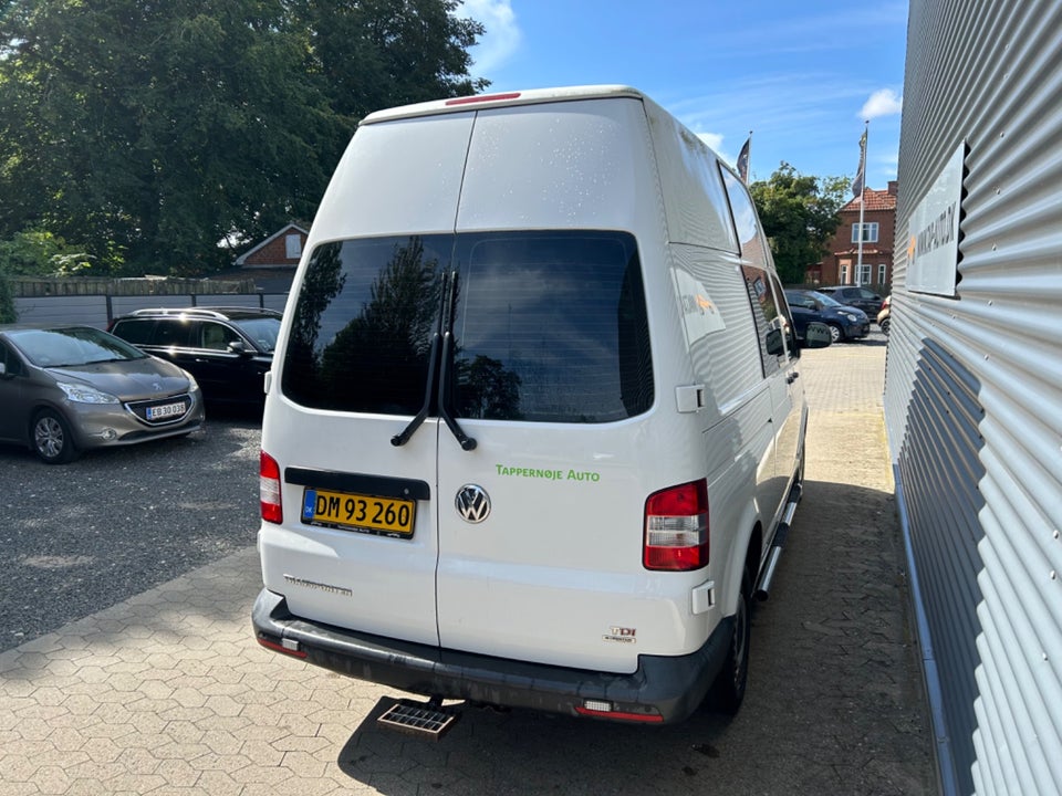 VW Transporter 2,0 TDi 180 Kassevogn lang DSG