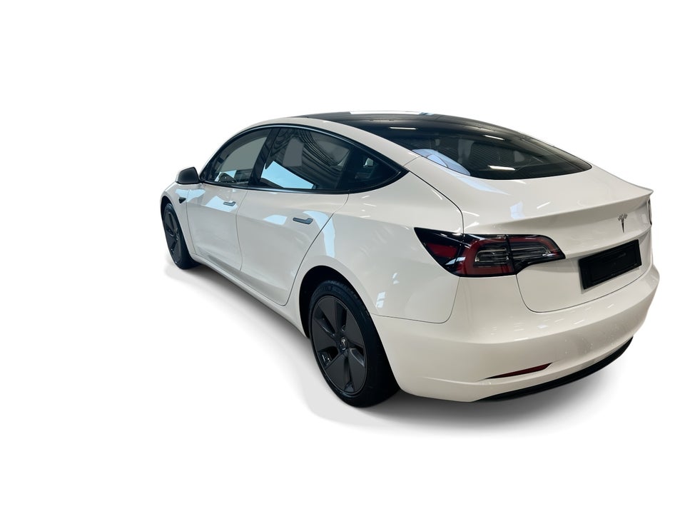 Tesla Model 3 RWD 4d