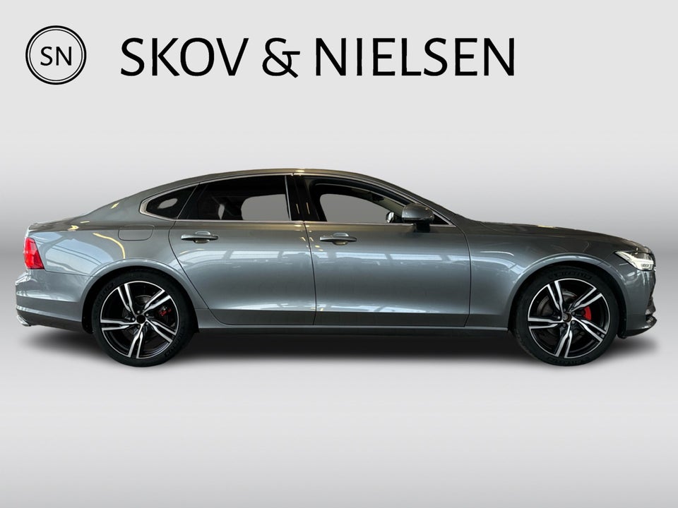 Volvo S90 2,0 D4 190 Momentum aut. 4d