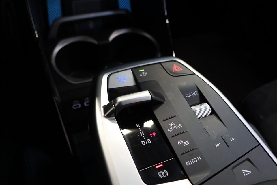 BMW iX2 eDrive20 M-Sport Premium 5d