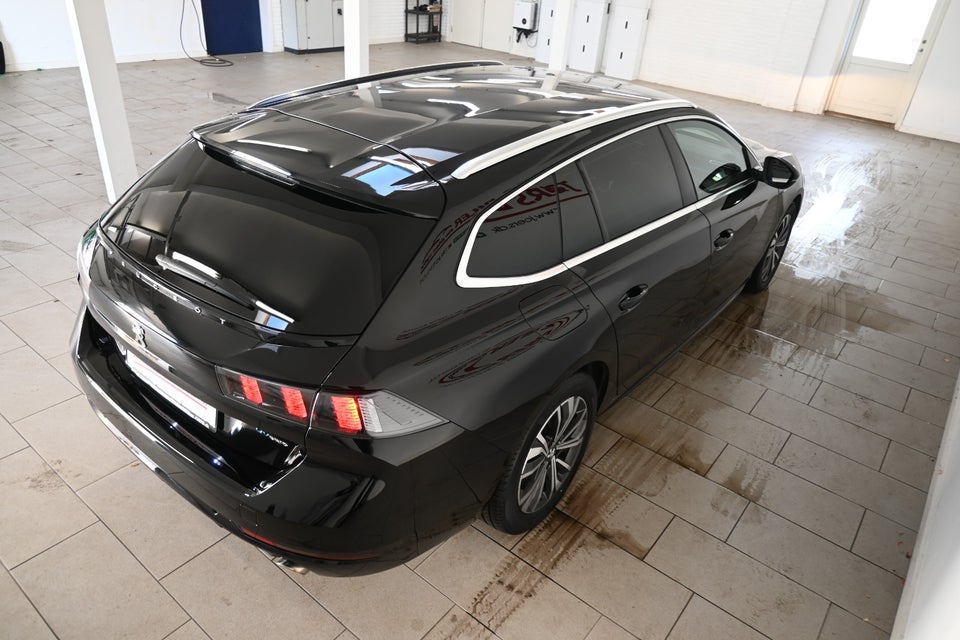 Peugeot 508 1,6 Hybrid Allure Pack SW EAT8 5d