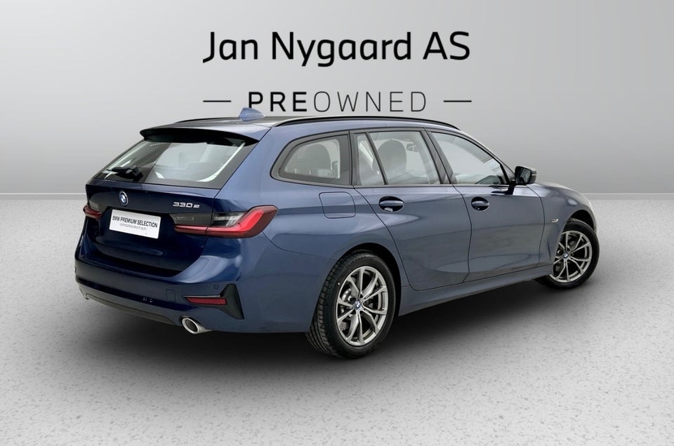 BMW 330e 2,0 Touring Sport Line aut. 5d