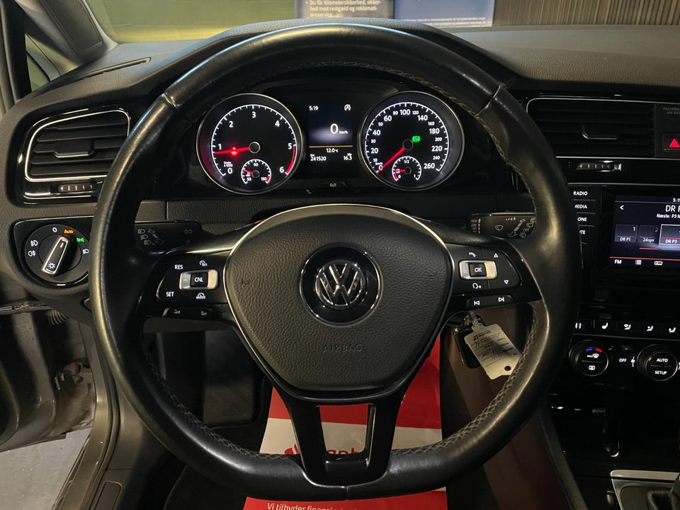 VW Golf VII 2,0 TDi 150 Highline Variant DSG BMT 5d