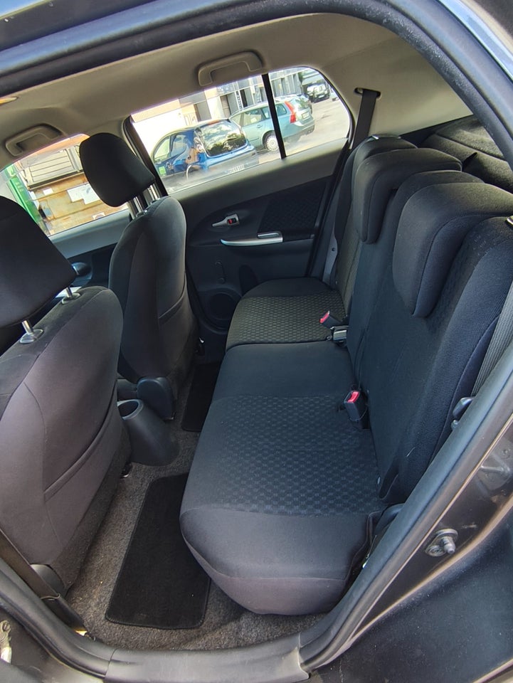 Toyota Urban Cruiser 1,3 VVT-i T2 5d