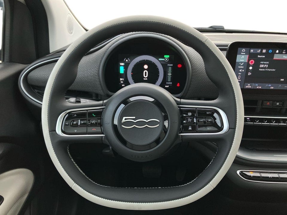 Fiat 500e 42 la Prima 3+1 4d