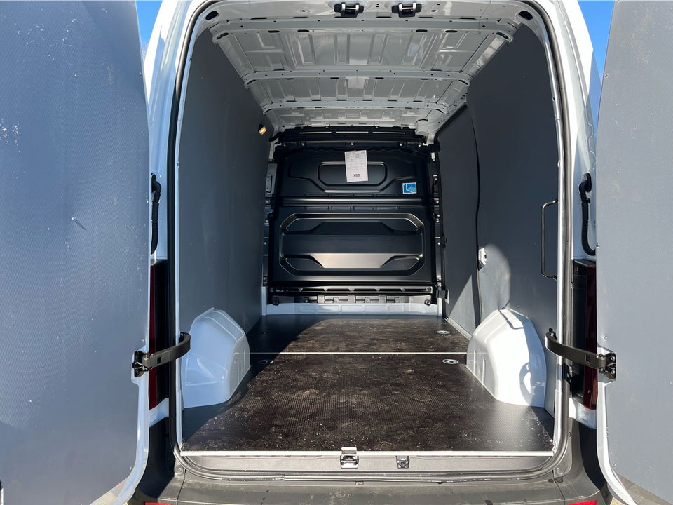 Nissan Interstar 2,3 dCi 150 L2H2 Tekna Van