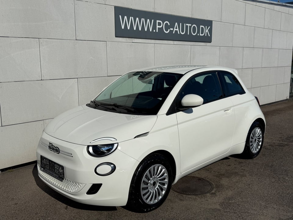 Fiat 500e 42 Icon 3d