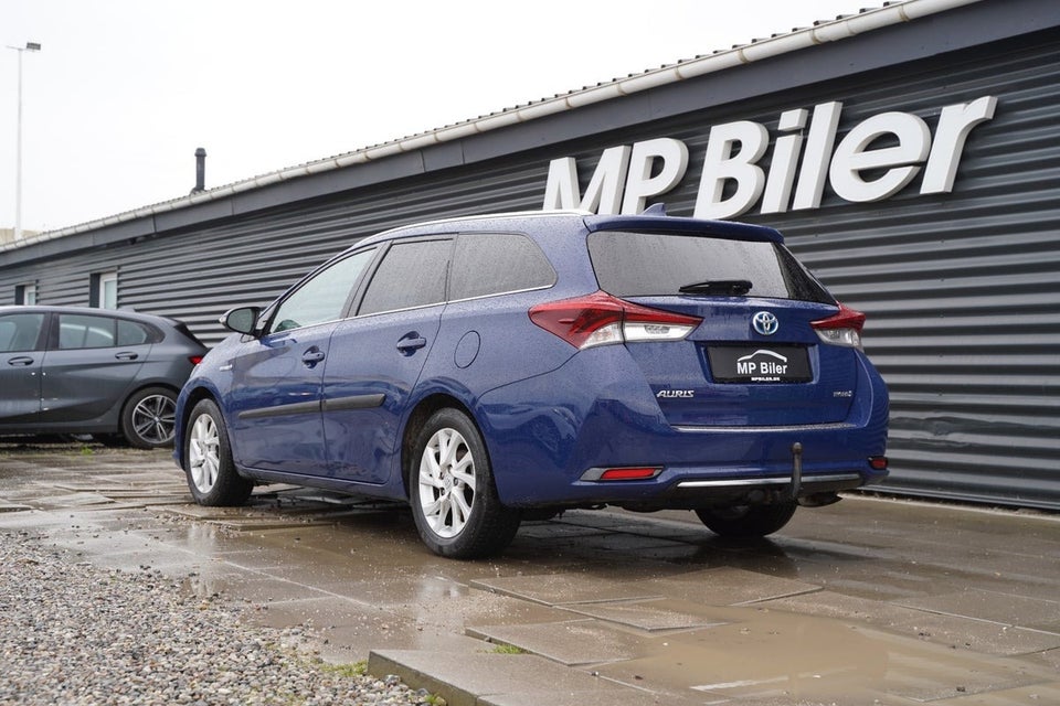 Toyota Auris 1,8 Hybrid H2 Comfort Touring Sports CVT 5d