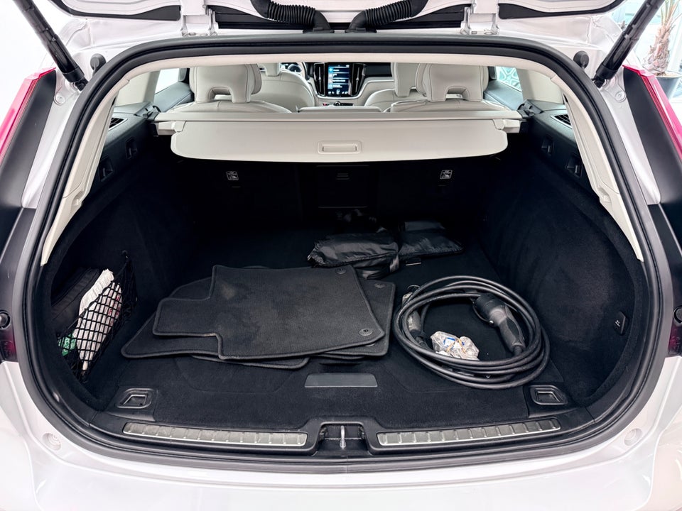 Volvo V60 2,0 T6 ReCharge Inscription aut. AWD 5d