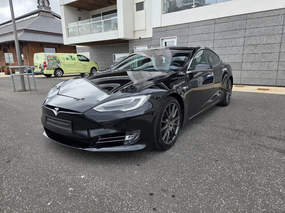 Tesla Model S 75D 5d