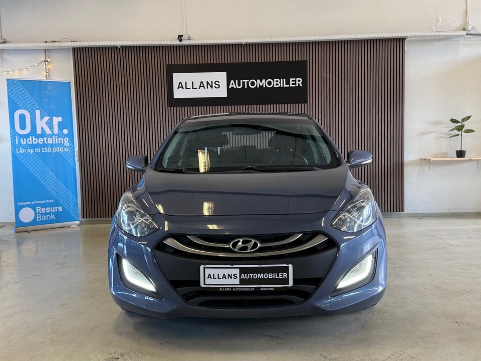 Hyundai i30 1,6 CRDi 110 Comfort Eco 5d