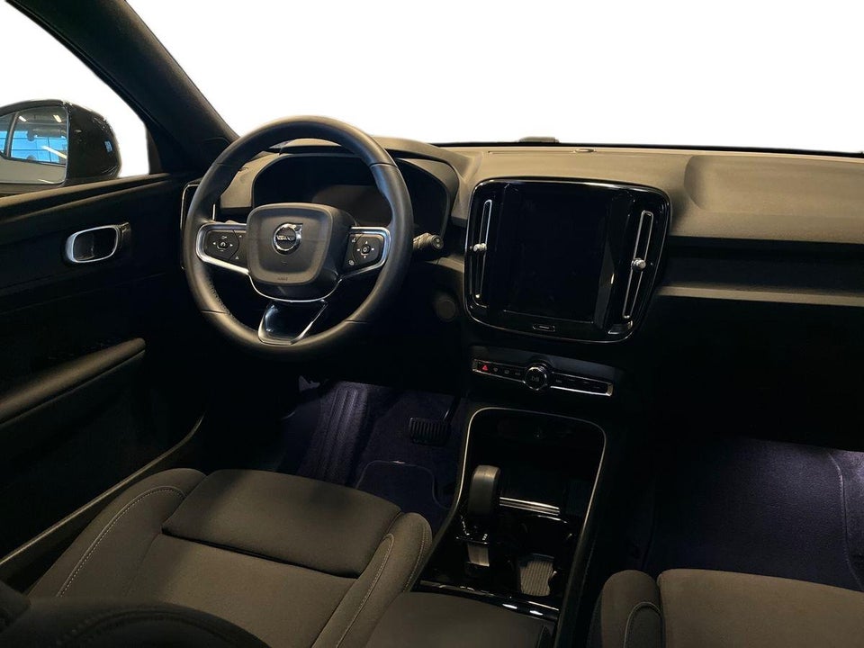 Volvo XC40 ReCharge Core 5d