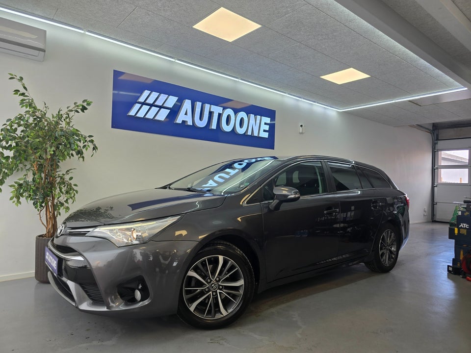 Toyota Avensis 1,8 VVT-i T2 Touring Sports MDS 5d