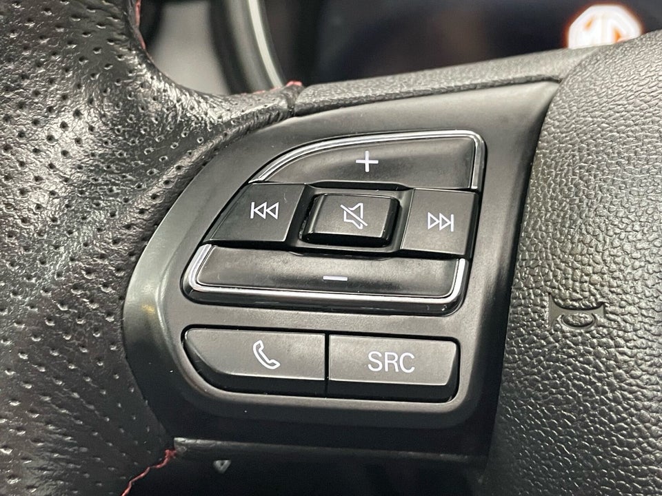 MG EHS 1,5 PHEV Luxury 5d