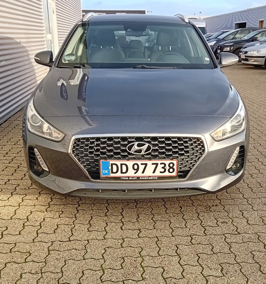 Hyundai i30 1,6 CRDi 136 Trend stc. DCT 5d