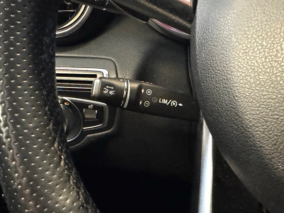 Mercedes C220 d 2,2 AMG Line stc. aut. 5d