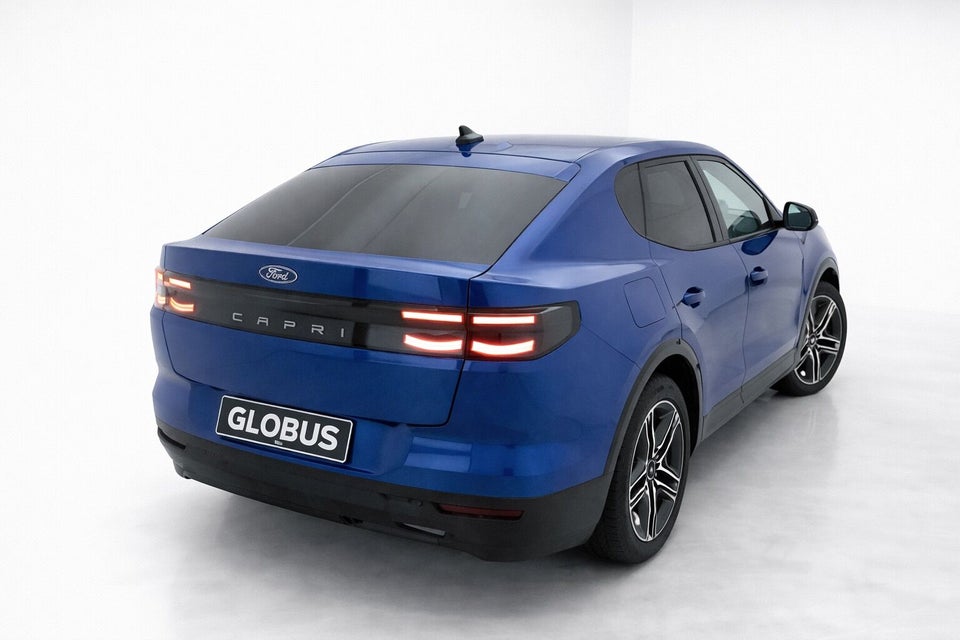 Ford Capri 77 Premium Extended Range 5d