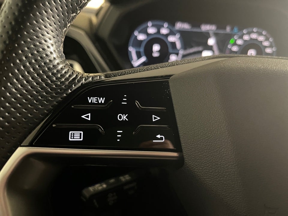 Audi Q4 e-tron 50 S-line quattro 5d