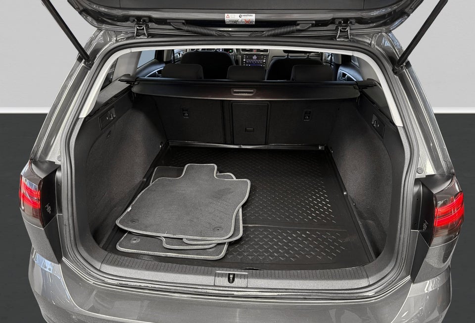 VW Golf VII 1,5 TSi 150 Comfortline Connect DSG 5d