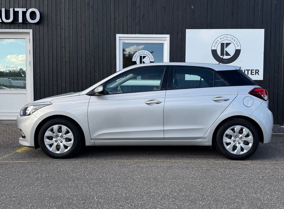 Hyundai i20 1,25 Vision+ 5d