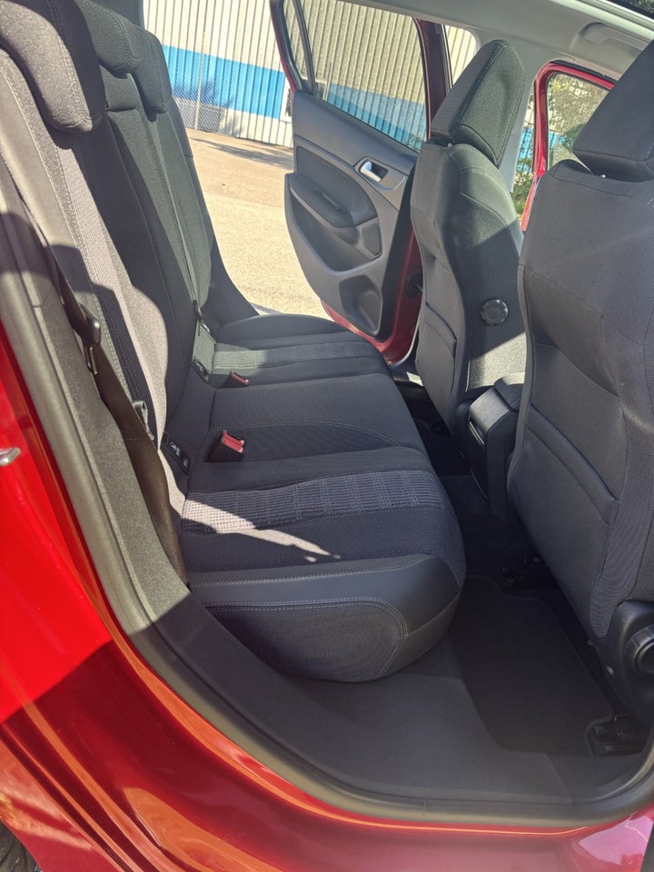 Peugeot 308 1,2 e-THP 130 Allure Sky 5d