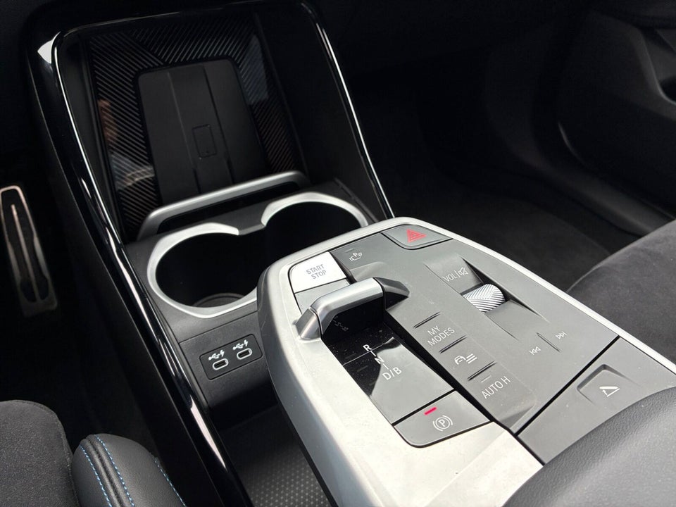 BMW iX2 eDrive20 M-Sport 5d