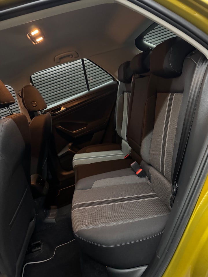 VW T-Roc 1,0 TSi 115 Style 5d