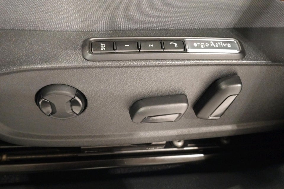 VW ID.4 77 1ST Max 5d