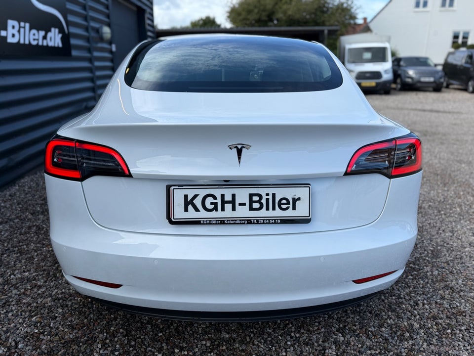 Tesla Model 3 RWD 4d