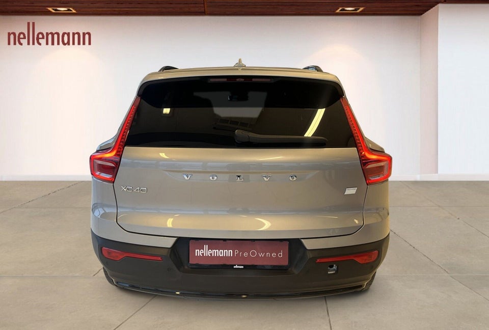 Volvo XC40 ReCharge Extended Range Plus 5d