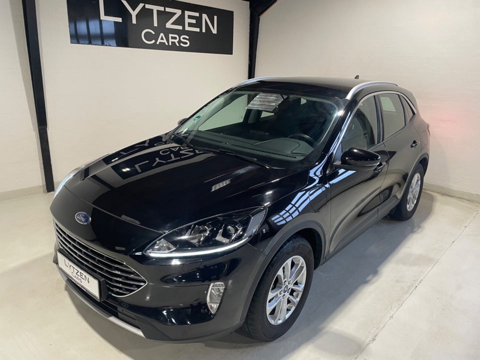 Ford Kuga 2,5 PHEV Titanium CVT 5d