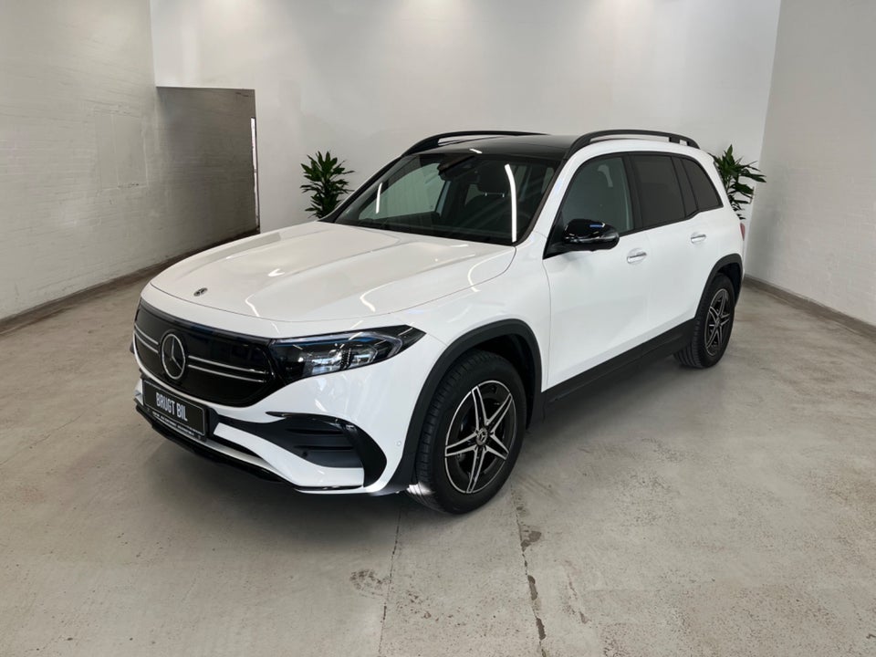 Mercedes EQB250 AMG Line 5d