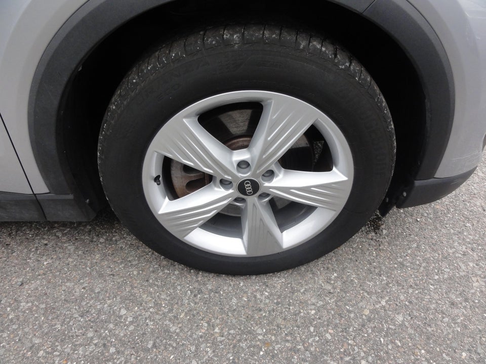 Audi Q4 e-tron 40 Attitude 5d