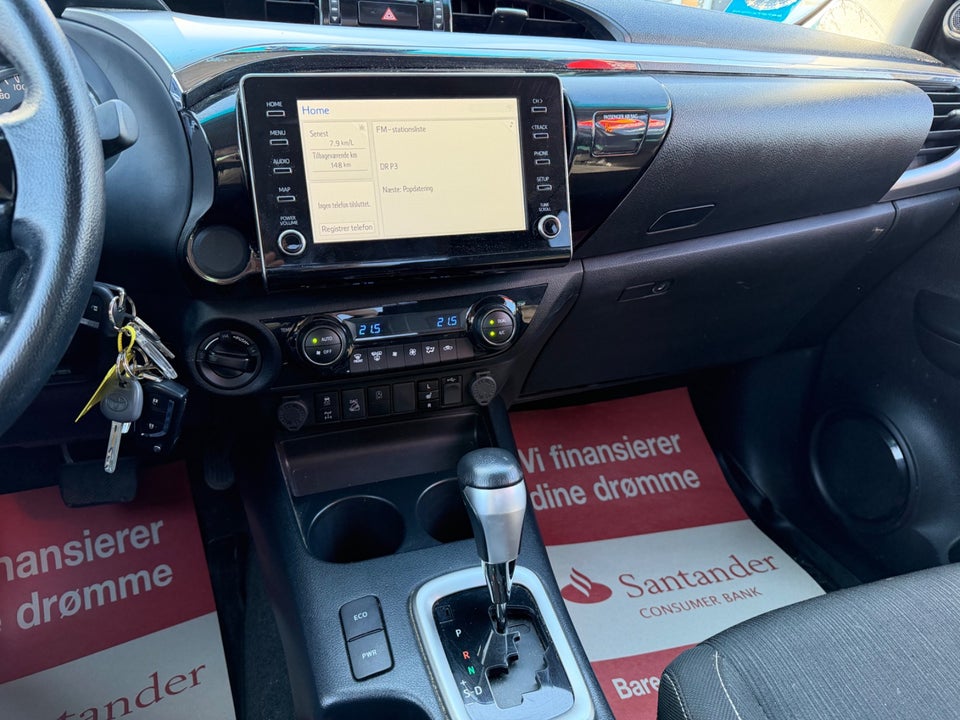 Toyota HiLux 2,8 D T3 Ex.Kab aut. 4d