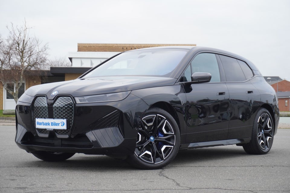BMW iX xDrive40 5d