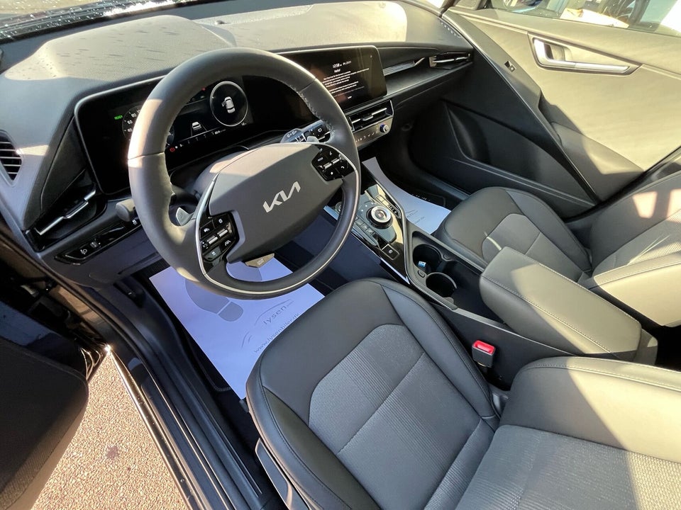 Kia Niro 64 EV Upgrade 5d