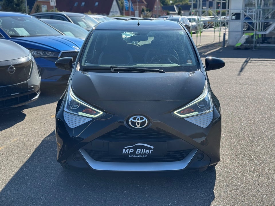 Toyota Aygo 1,0 VVT-i x-play 5d