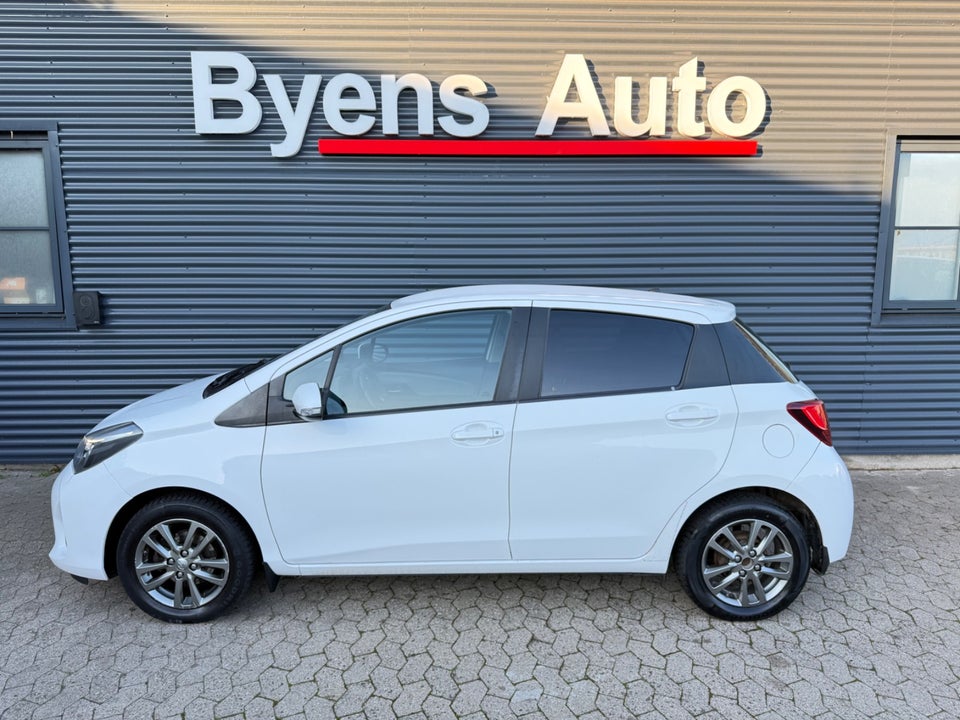 Toyota Yaris 1,3 VVT-i T2 Limited 5d