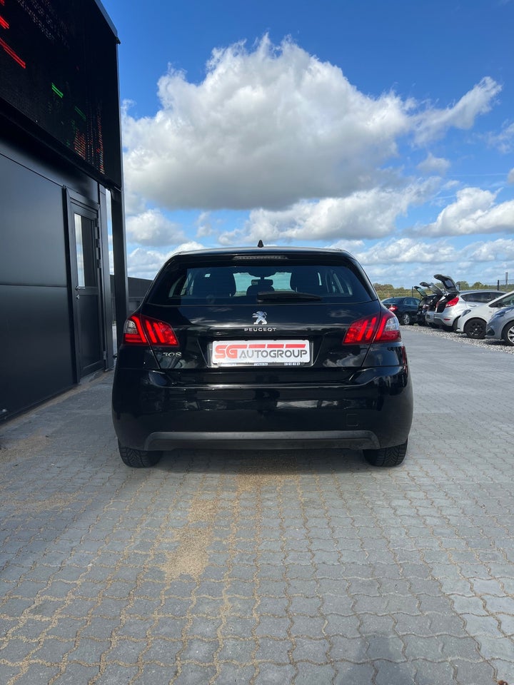 Peugeot 308 1,2 VTi 82 Access 5d