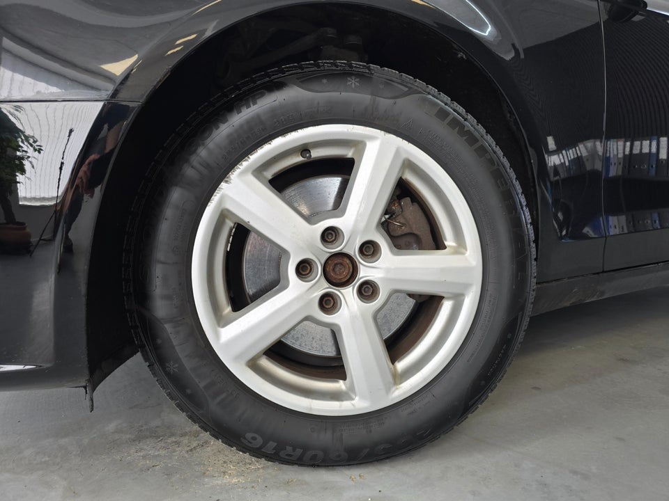 Audi A4 2,0 TDi 143 4d