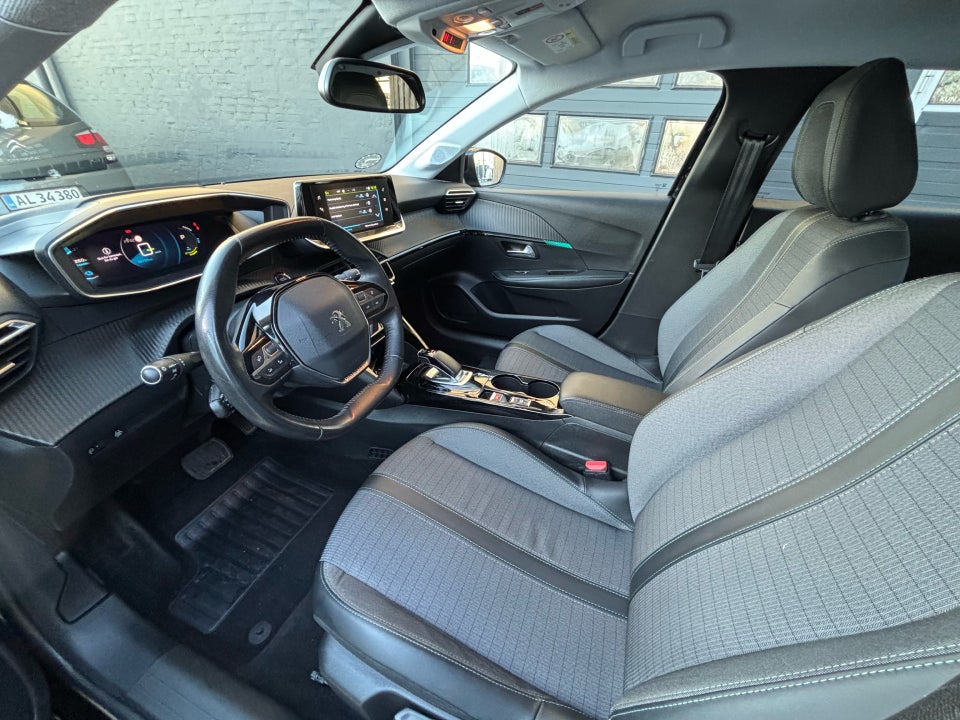Peugeot e-208 50 Allure 5d