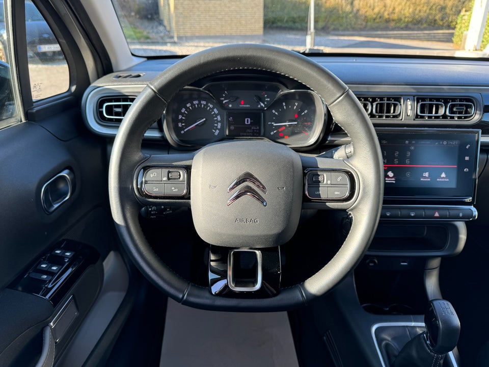 Citroën C3 1,2 PureTech 83 Shine 5d