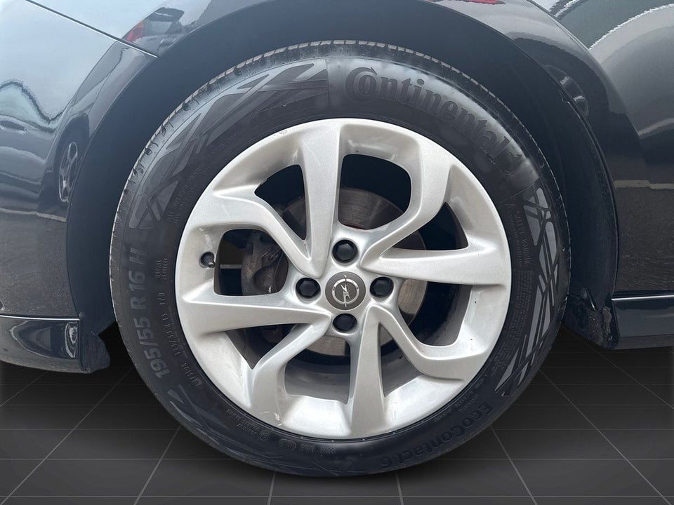 Opel Corsa 1,4 16V Enjoy 5d